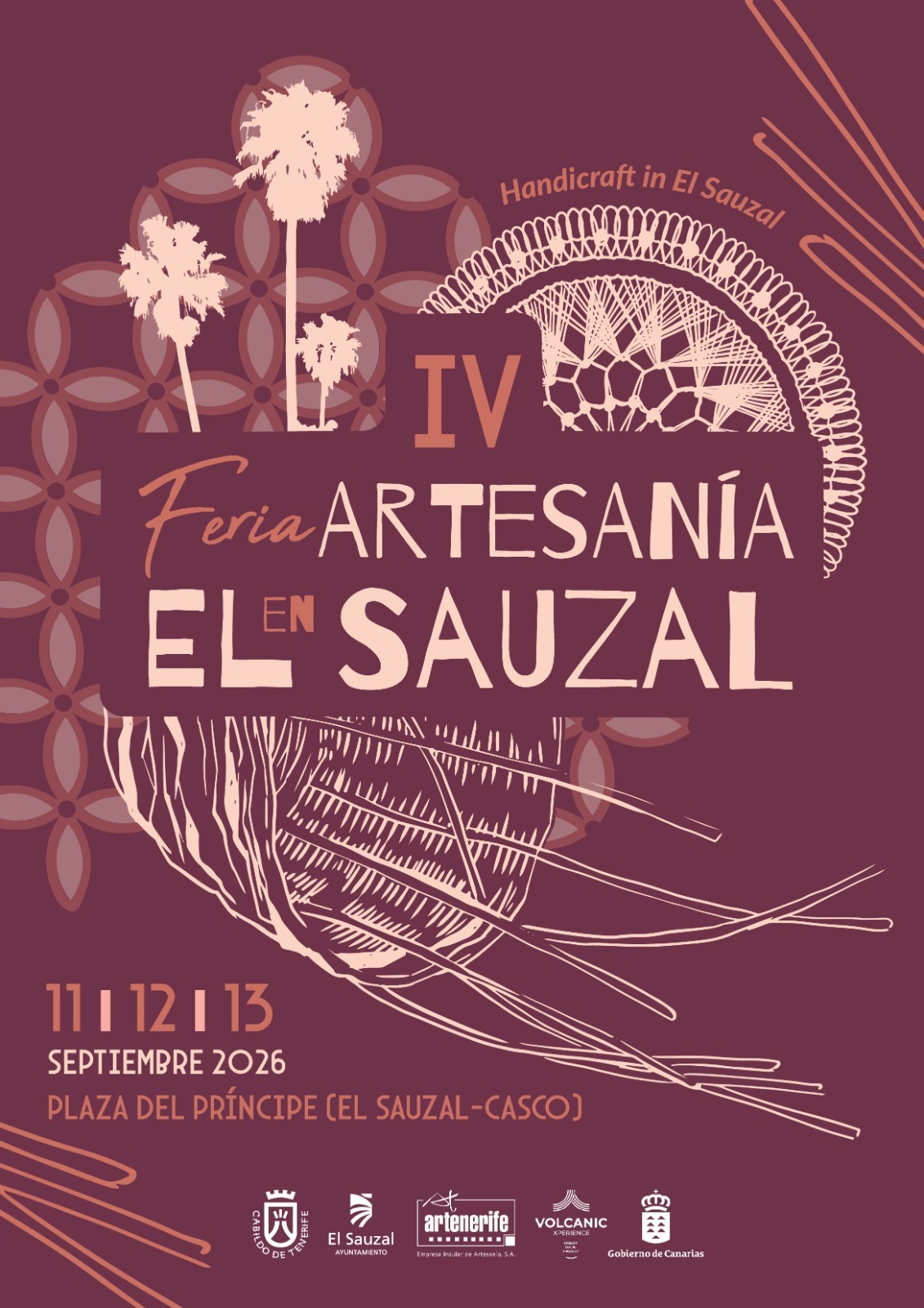 Muestra de vestimenta popular canaria. Handicraft in El Sauzal