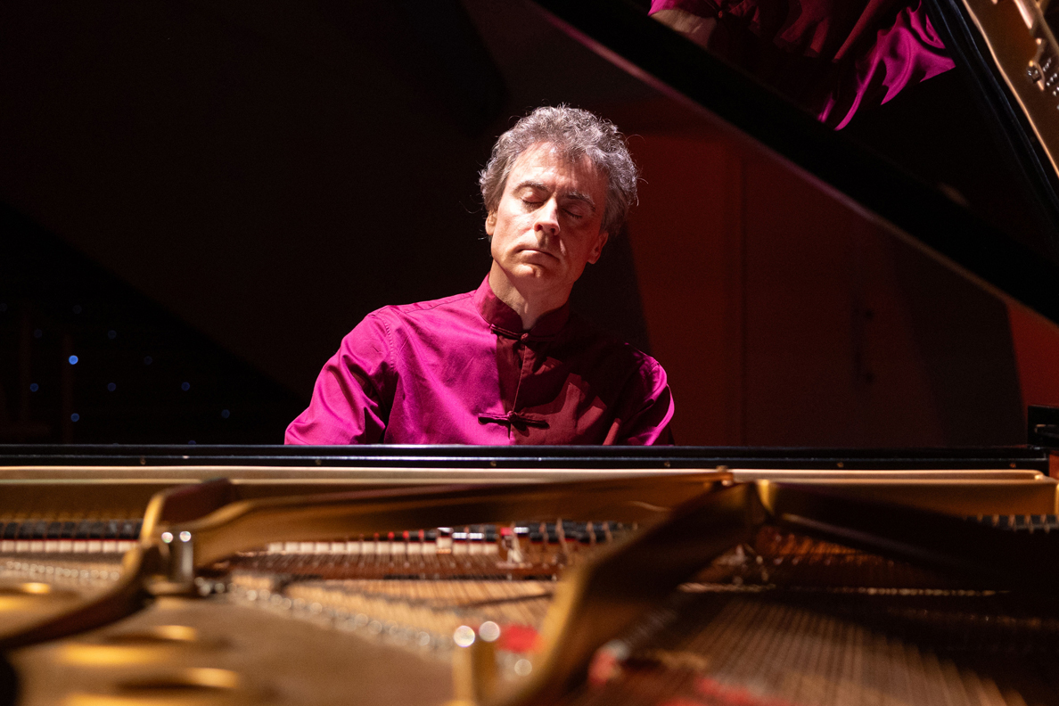 PAUL LEWIS (piano, en Auditorio de Tenerife)